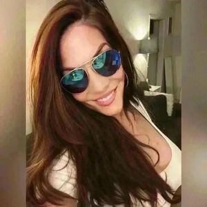 Mirrored Aviator sunglasses